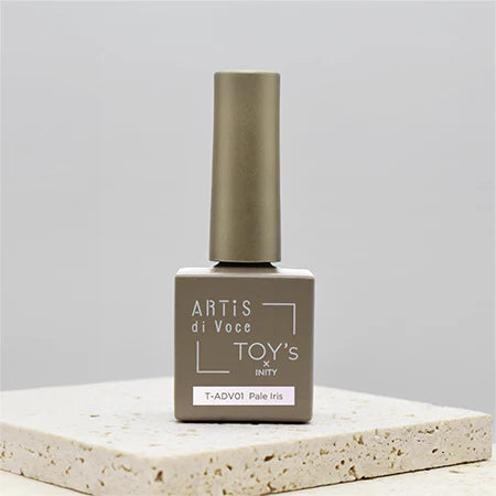 Toy’s x INITY - ARTiS di Voce Pale Iris TADV01