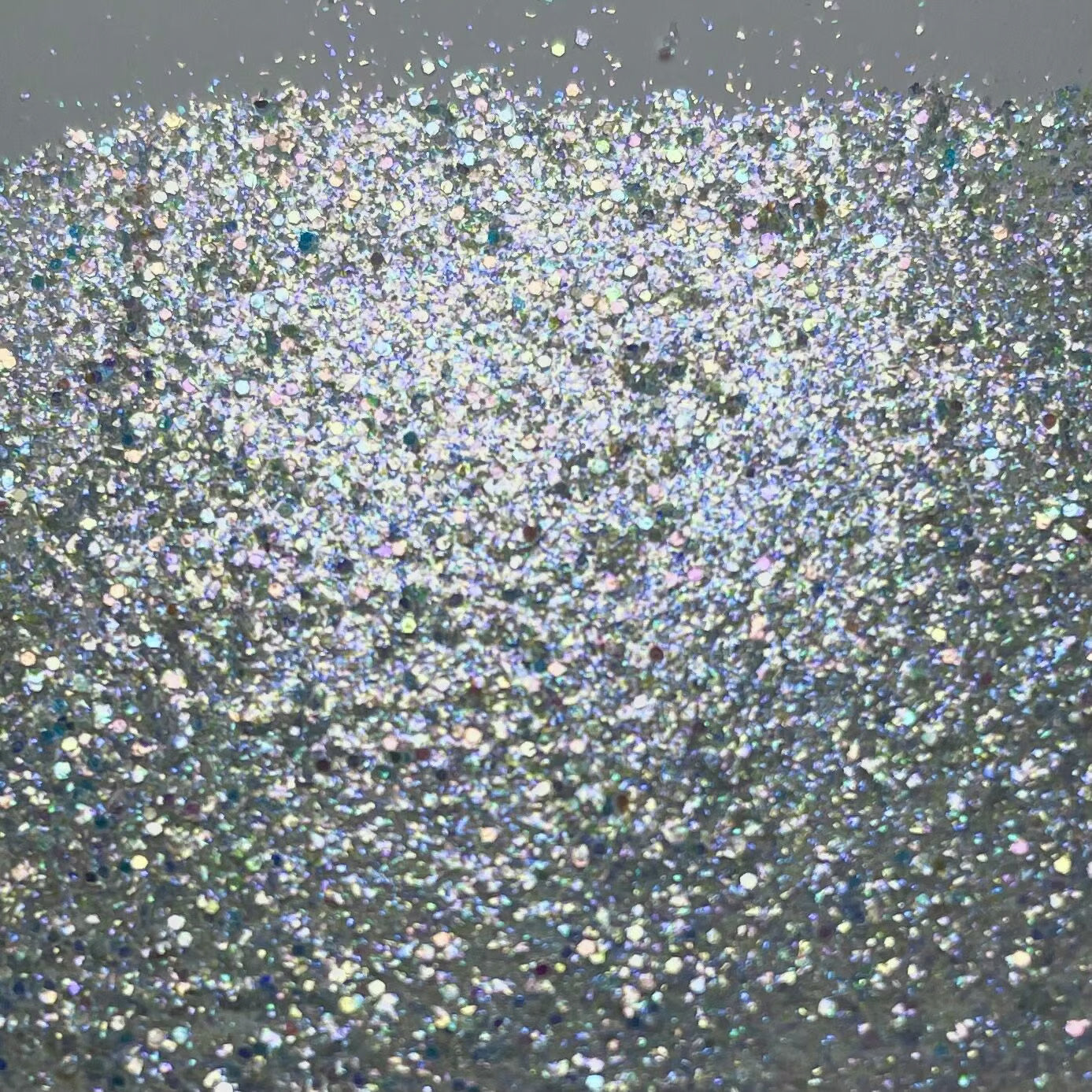 Ungu - Play of Colour Glitter